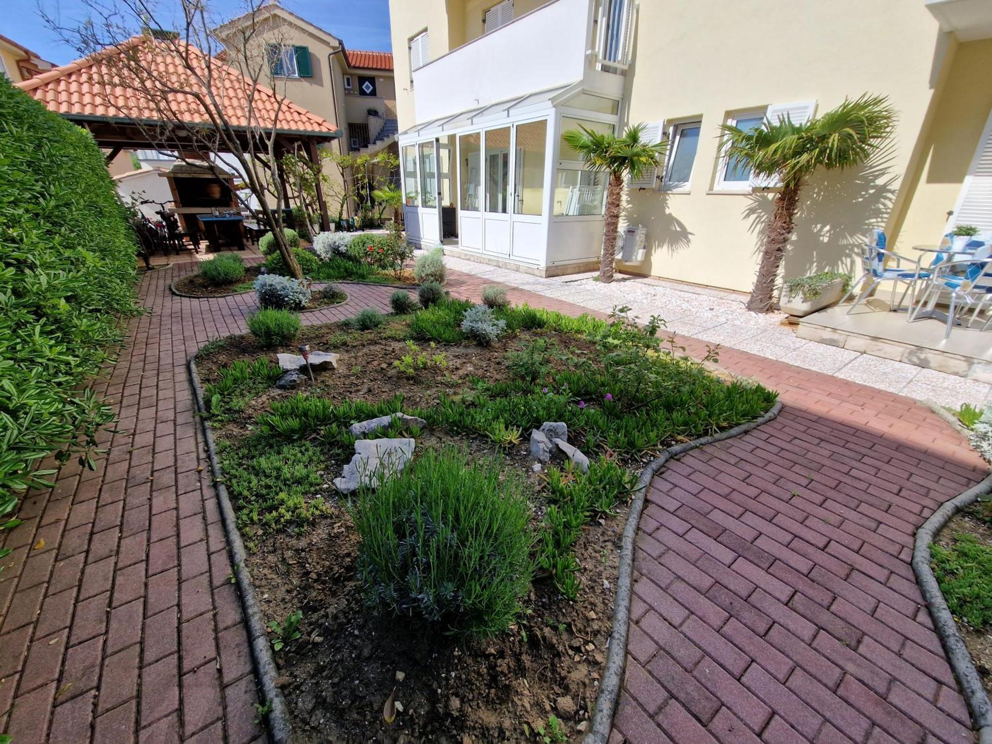 Apartments Josipa Baška Εξωτερικό φωτογραφία